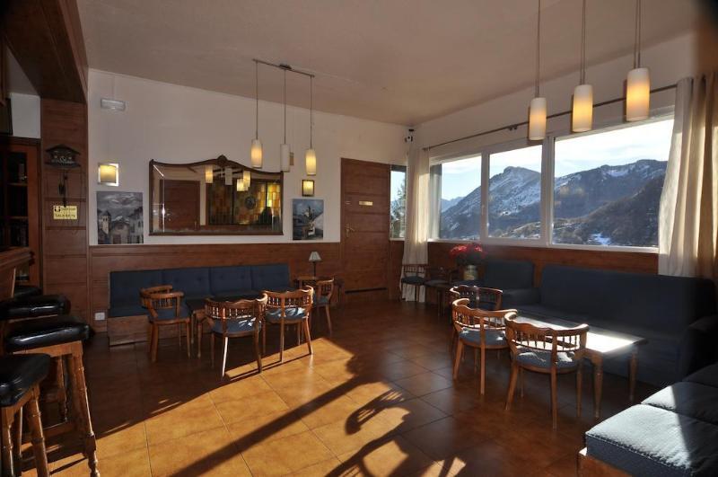 Hotel Tirol Formigal Exterior photo